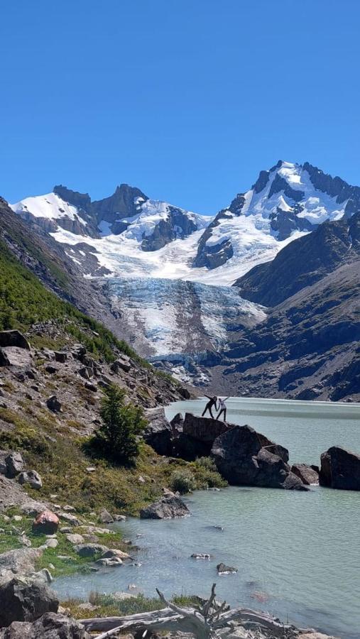 Refugio De Glaciares Hotell El Chalten Exteriör bild