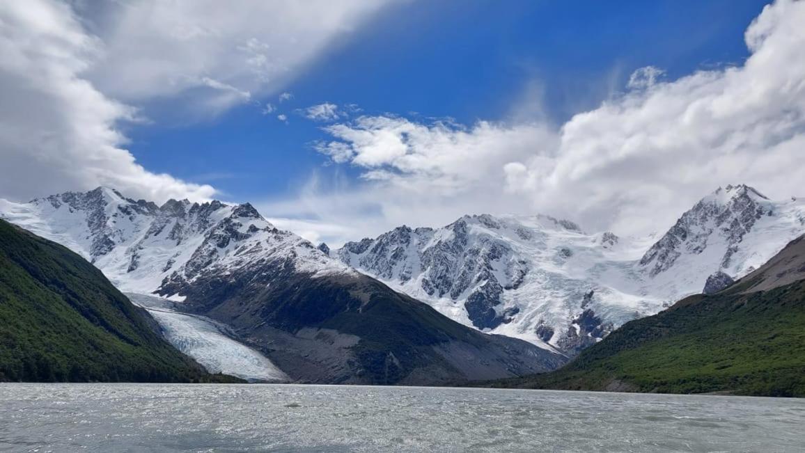 Refugio De Glaciares Hotell El Chalten Exteriör bild